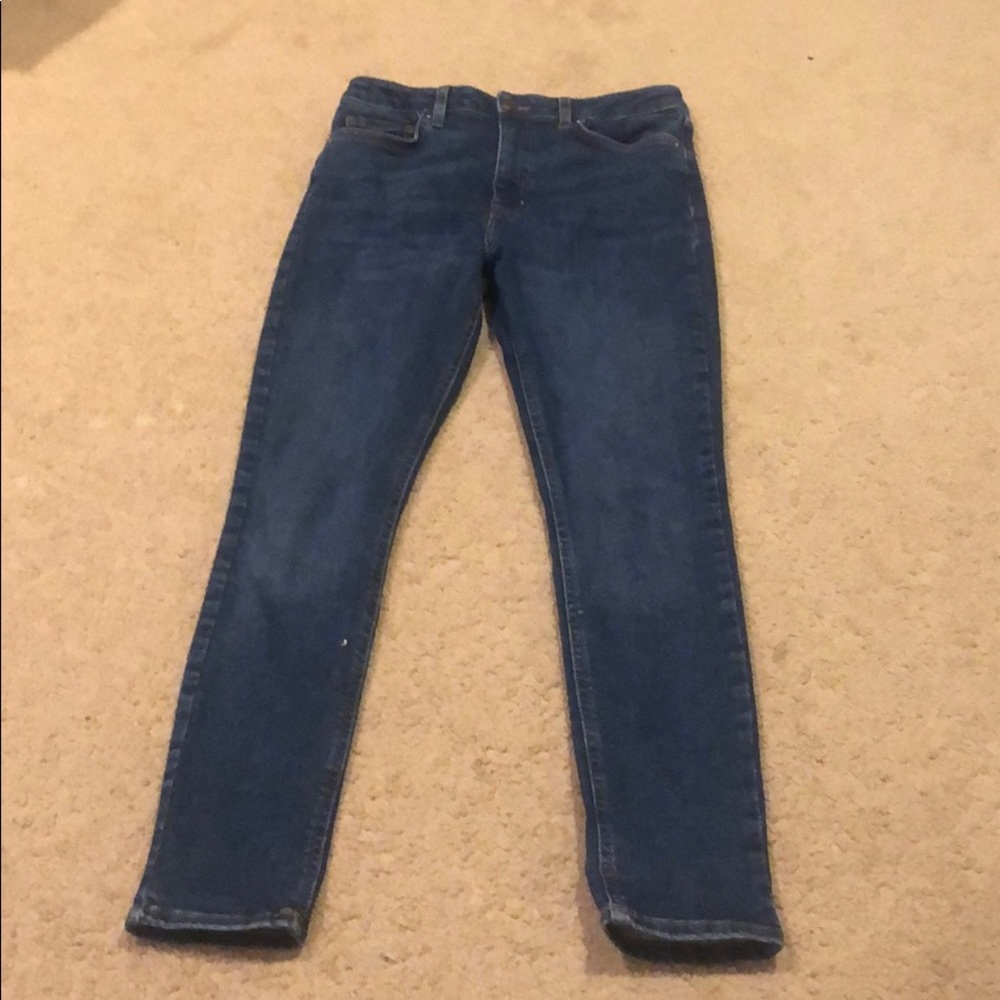 High waisted jeans